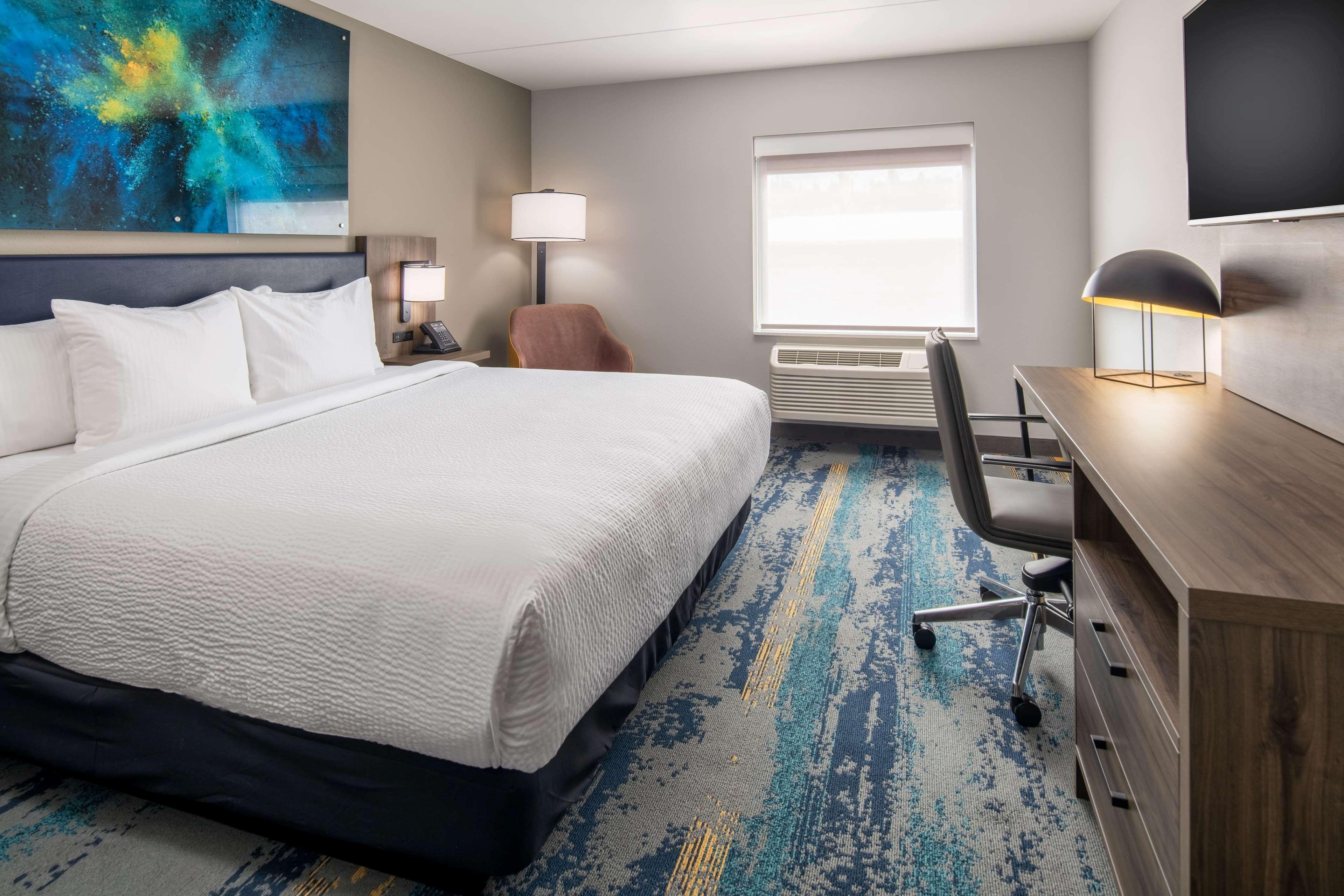 La Quinta Inn & Suites By Wyndham Spokane Downtown Bagian luar foto
